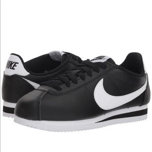 ❌❌SOLD❌❌ Nike Cortez size 11